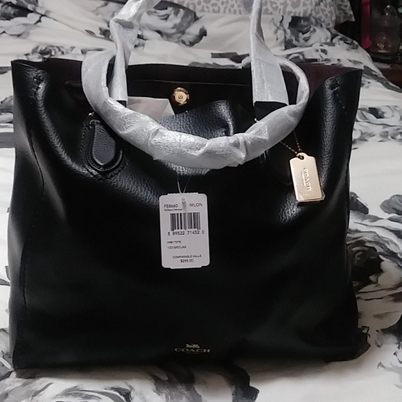 Coach Handbags - Coach Derby Tote